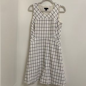 J Crew White and Navy Dress - size 6